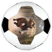 "Jumping Joy: The Animated Elephants' Leap" Fußball (Gedreht)