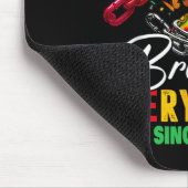 Junenteeth-Shirts Frauen brechen jede Kette seit Mousepad (Ecke)