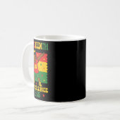 Juneteenth 1865 Groovy Kleiner Junge Dabbing Prinz Kaffeetasse (Vorderseite Links)