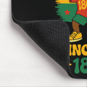 Juneteenth 1865 Groovy Prinz Kleinkind Dab Junge F Mousepad (Ecke)