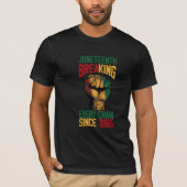 Juneteenth Breaking Chains T-Shirt (Vorderseite)