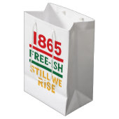 Junetezehnt Mittlere Geschenktüte (Vorderseite Schrägansicht)