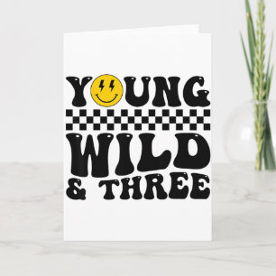 Jung, wild und drei groovy retro 3 Jahre altes Kin Karte