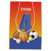 Junge 4. Geburtstag Sportbälle Mittlere Geschenktüte (Rückseite)
