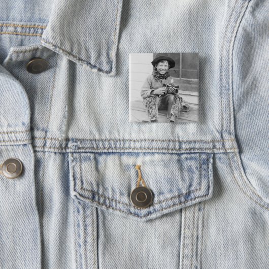 Junge als Cowboy mit Spielzeug verkleidet Button (Beispiel)