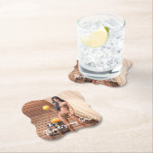 Junge amerikanische Ureinwohner posieren auf der H Untersetzer (Vor Ort)