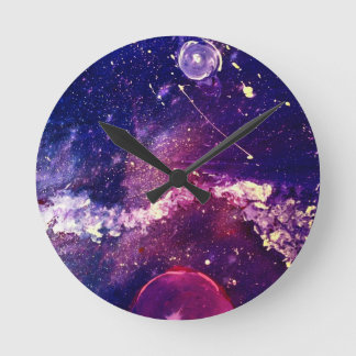 Junge Aspirationen: Deep Space Clock Runde Wanduhr