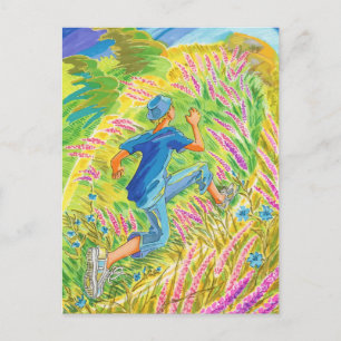 Junge auf Lavendelfeld Postkarte