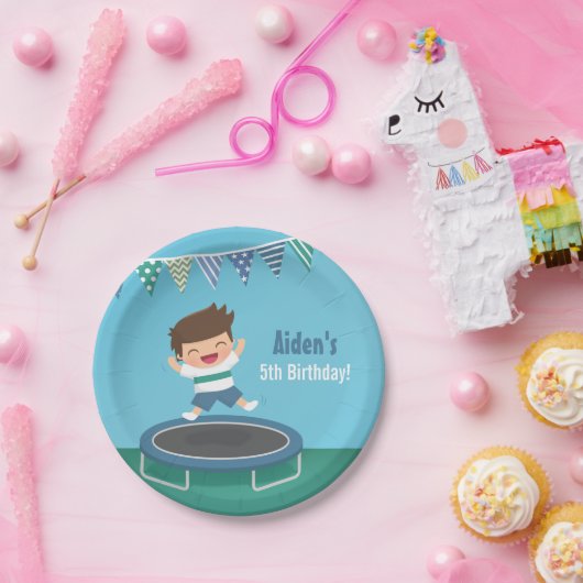 Junge auf pappteller (Party)