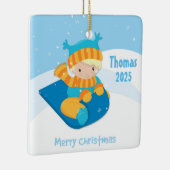 Junge auf Schlitten, Weihnachten Keramikornament (Rechts)