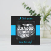 Junge Baby angepasste Ultraschallfoto-Vorlage Einladung (Stehend Vorderseite)