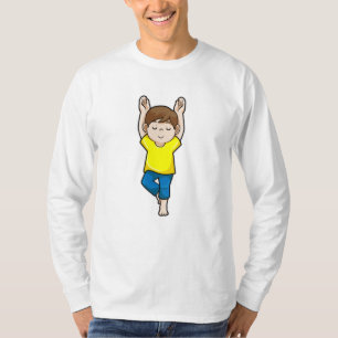 Junge bei Yoga Stretching Übungen T-Shirt