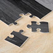 Junge bläst Kerzen aus Puzzle (Seite)