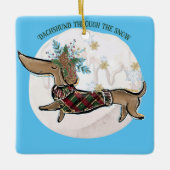 Junge Dackel durch den Schnee Keramikornament (Vorderseite)