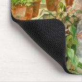Junge Dame in einem Konservatorium Mousepad (Ecke)