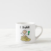 Junge, der baut espressotasse (Rechts)