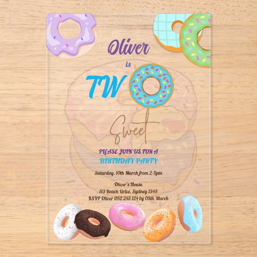 Junge Donut 2. Geburtstag Acryleinladungen (Vorderseite)
