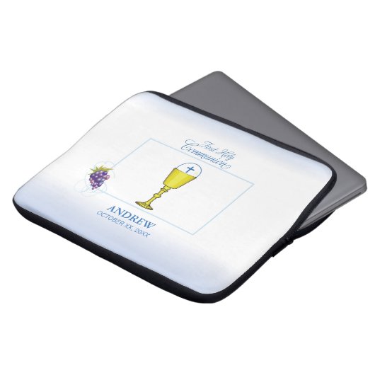 Junge Erste Kommune, Chalice mit Gastgeber und Tra Laptopschutzhülle (Vorne Oben)