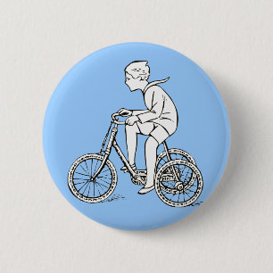 Junge fährt auf altem Dreirad Button
