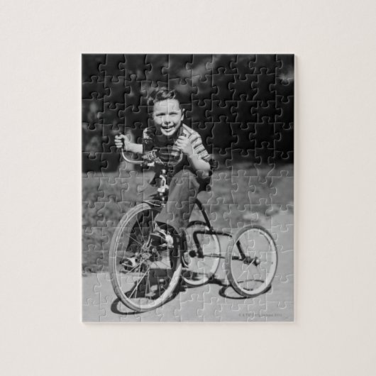 Junge fährt Dreirad Puzzle (Vertikal)