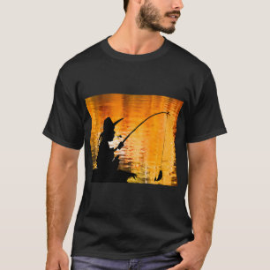 Junge fischt am Dock T-Shirt