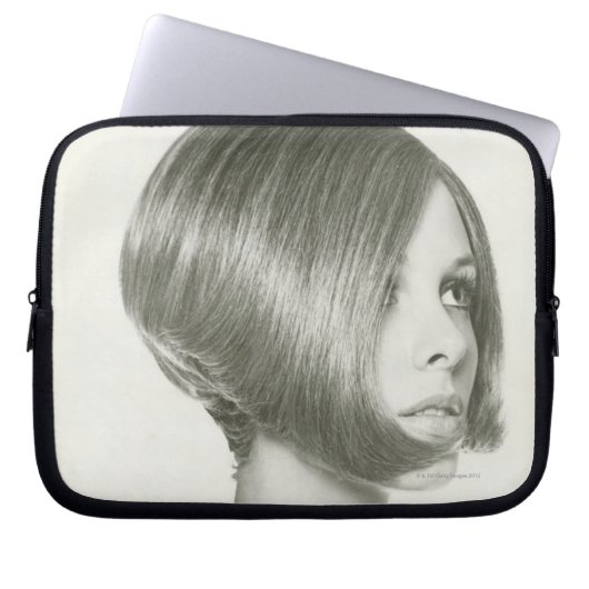 Junge Frau 2 Laptopschutzhülle (Vorderseite)