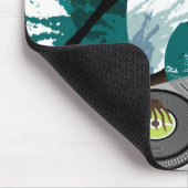 Junge Frau DJ, das Turntable im Nachtklub Mousepad (Ecke)