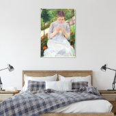 Junge Frau Nähen im Garten, c.1880-82 Leinwanddruck (Insitu (Schlafzimmer))
