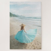 Junge Frauen im AI Picture Puzzle am Strand (Vertikal)