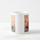 Junge hält Herz im Boot Kaffeetasse (Mittel)