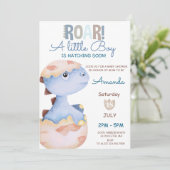 Junge Hatching bald Dinosaur Baby Dusche Einladung (Stehend Vorderseite)