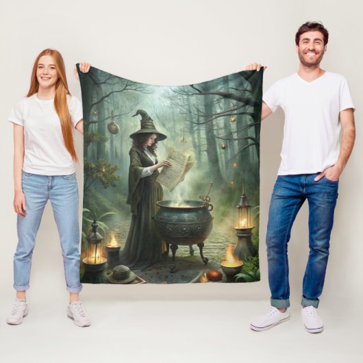 Junge Hexe im Mystischen Wald Ritual Fleecedecke (Beispiel)