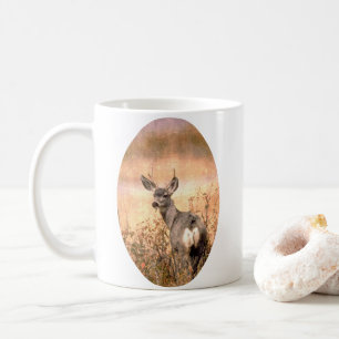 Junge Hirsche in Wildblumen mit grungy Texture Art Kaffeetasse