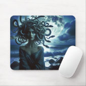 Junge Hübsche Medusa am Mond und Ozean Mousepad (Mit Mouse)