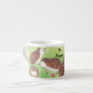 Junge Igel auf der Wiese Be Happy Espressotasse