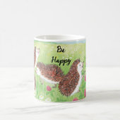 Junge Igel auf der Wiese Be Happy Kaffeetasse (Mittel)