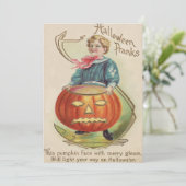 Junge Jack O Lantern Kürbis Gedicht (Stehend Vorderseite)
