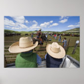 Junge Jungen nehmen an der Hughes Ranch 2007 teil Poster (Vorne)