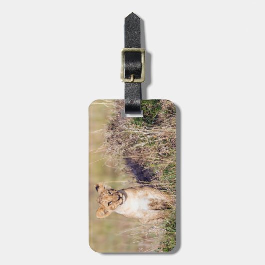 Junge Löwe Gepäckanhänger (Vorderseite vertikal)