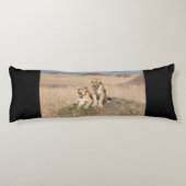 Junge Löwen Seitenschläferkissen (Rückseite)