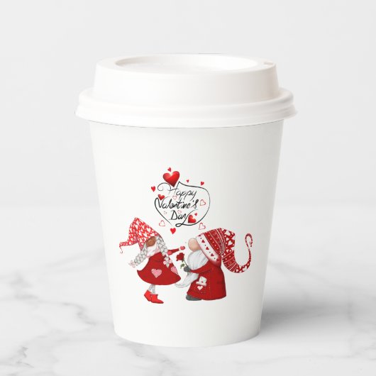 Junge & Mädchen Valentines gnome Happy Valentines Pappbecher (Vorderseite)