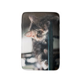 Junge männliche Tabby-Katze 2 Badematte (Vorderseite Vertikal)