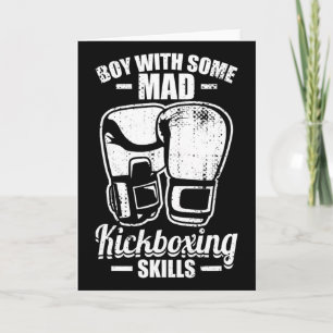 Junge mit einigen verrückten Kickboxfähigkeiten Karte