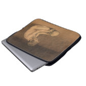 Junge mit Schädel (von Magnus Enckell) Laptopschutzhülle (Vorne Knopf)