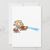 Junge mit Wasserwaffe Sommerspass Einladung (Vorderseite)