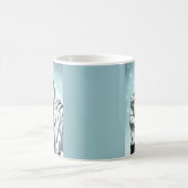 Junge mit weißem Tiger Kaffeetasse (Mittel)
