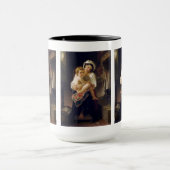 Junge Mutter, die ihr Kind anscheut Tasse (Zentrum)