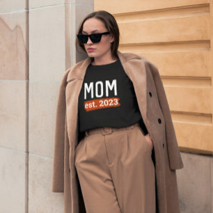 Junge Mutter - EST.2020 T-Shirt
