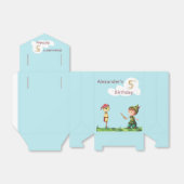 Junge Piraten spielen mit Scarecrow Pirate zum Geb Geschenkschachtel (Ungefaltet)