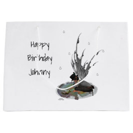 Junge Regenhaare mit Froschbeutel Große Geschenktüte